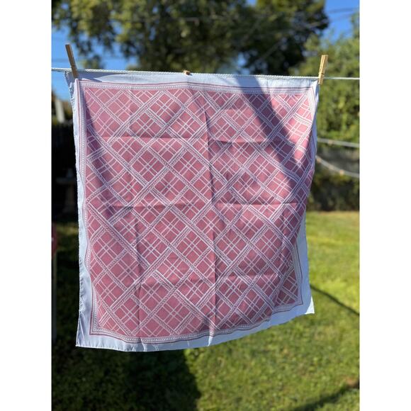 Vintage 1970s–80s Geometric Scarf – Mauve & White Lattice Print – 26” Square - Picture 1 of 4